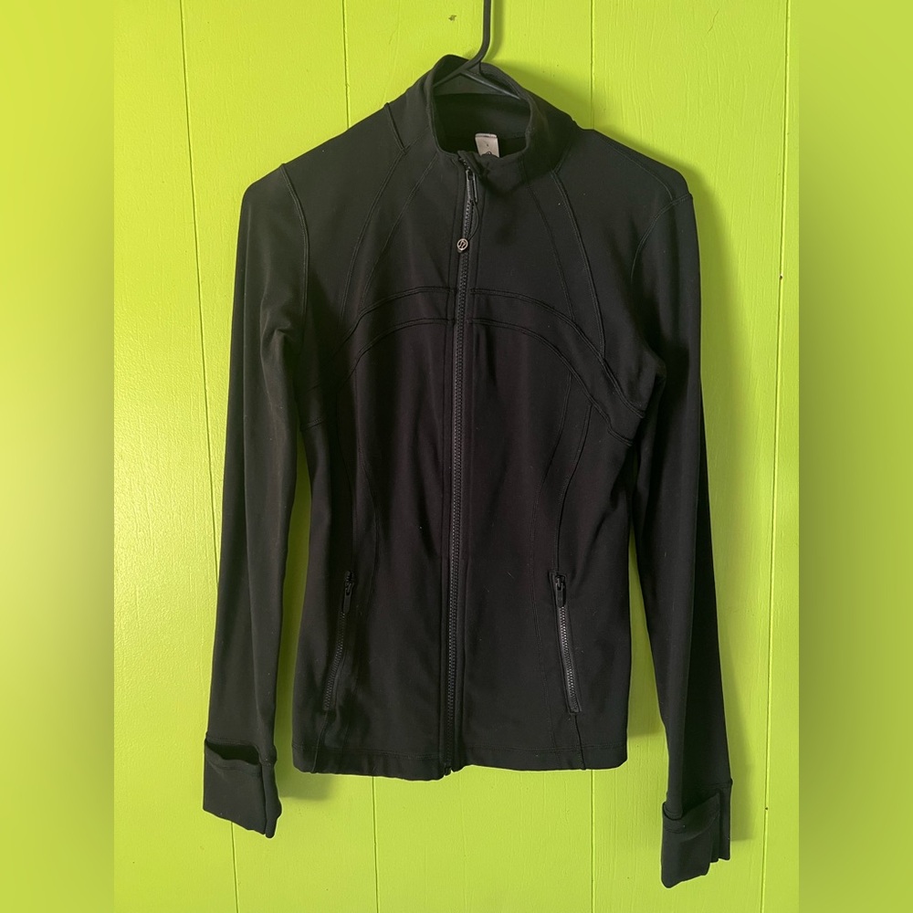 Lululemon Define Jacket - Picture 2 of 4